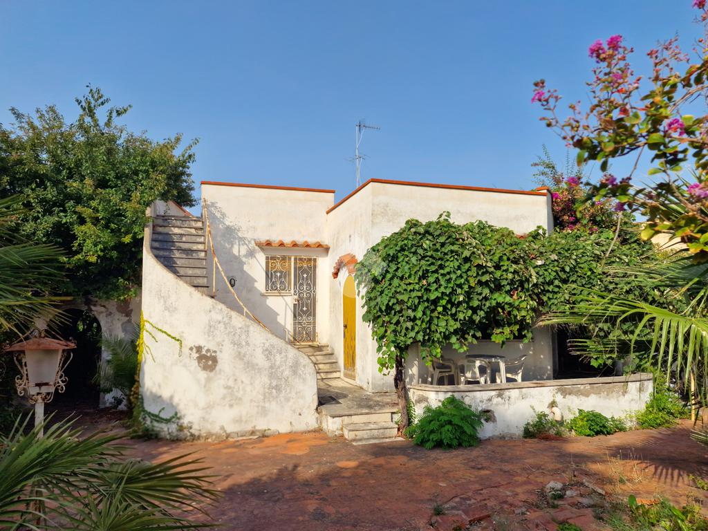 3 bedrooms Villa in San Felice Circeo, Italy No. 316285