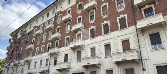 3 bedrooms Apartment in Turin, Italy No. 287101 21