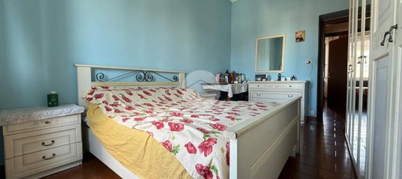 3 bedrooms Apartment in Turin, Italy No. 287101 8