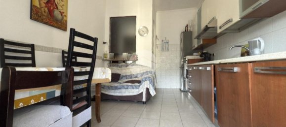 3 bedrooms Apartment in Turin, Italy No. 287101 2