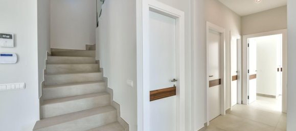 5 bedrooms Villa in Calpe, Spain No. 11955 8