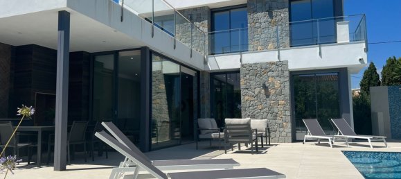 5 bedrooms Villa in Calpe, Spain No. 11955 2