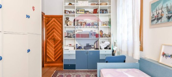 5 bedrooms Villa in Padua, Italy No. 363341 17