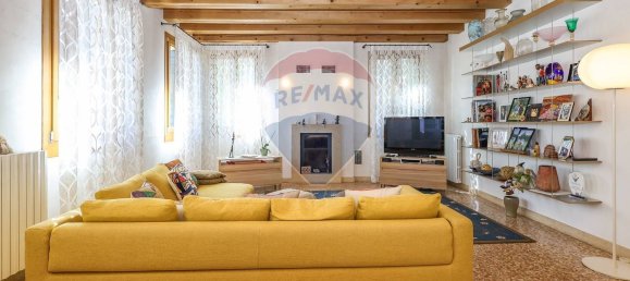 5 bedrooms Villa in Padua, Italy No. 363341 5