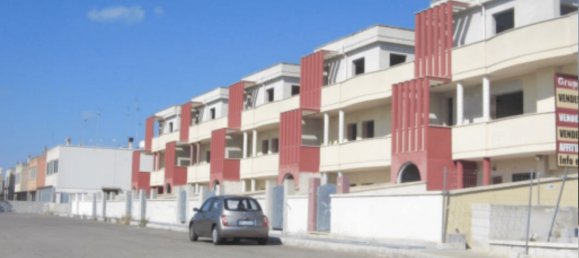 6 rooms Apartment in Parabita, Italy No. 183465 4