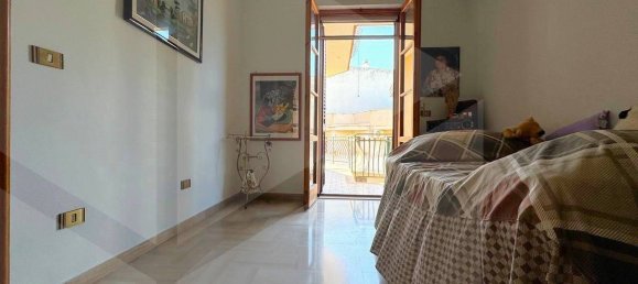 3-salle Appartement à Triggiano, Italy No. 29351 19