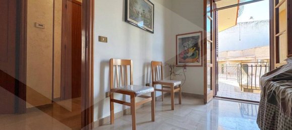 3-salle Appartement à Triggiano, Italy No. 29351 21