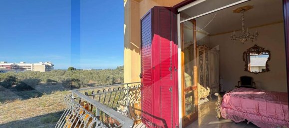 3-salle Appartement à Triggiano, Italy No. 29351 15