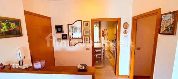 2 bedrooms Apartment in Urbino, Italy No. 132425 7