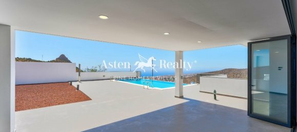 4 Schlafzimmer Villa in Adeje, Spain, Nr. 89411 19