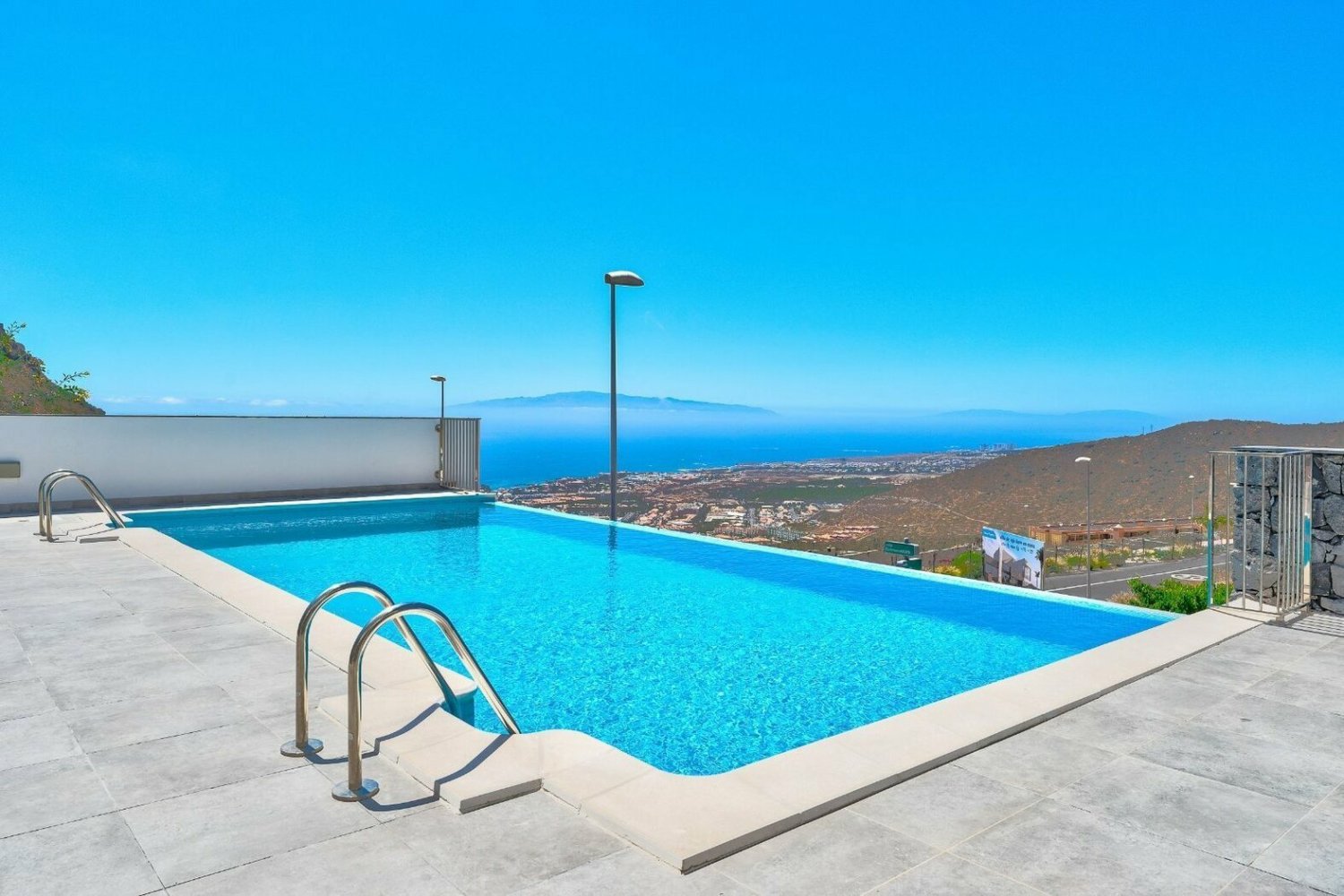 4 Schlafzimmer Villa in Adeje, Spain, Nr. 89411