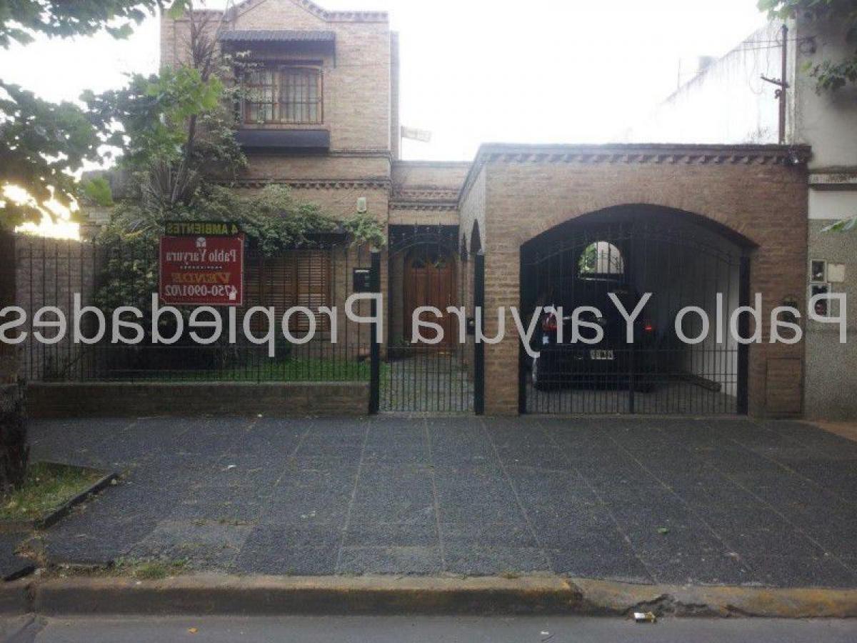 3 bedrooms House in Tres de Febrero, Argentina No. 57807