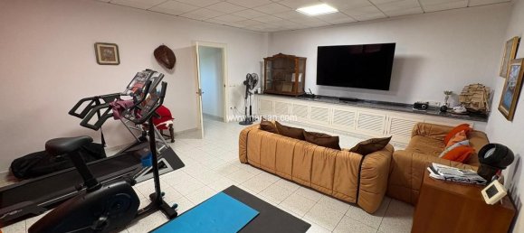 4 غرف نوم منزل في Castellon, Spain رقم 137454 36