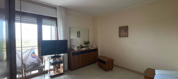 Apartamento T2 em Taranto, Italy N.º 12650 5