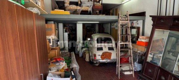 Garage in Genoa, Italy 33m², Nr. 355505 4