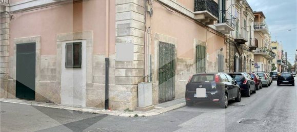 1-salle Propriété commerciale à Corato, Italy No. 19986 5