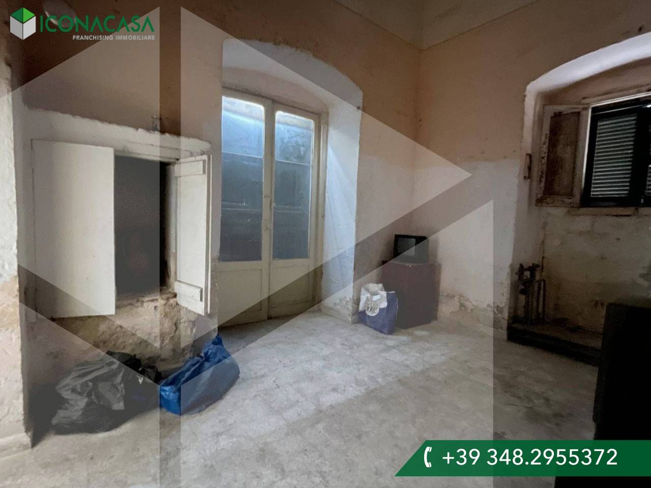 1-salle Propriété commerciale à Corato, Italy No. 19986