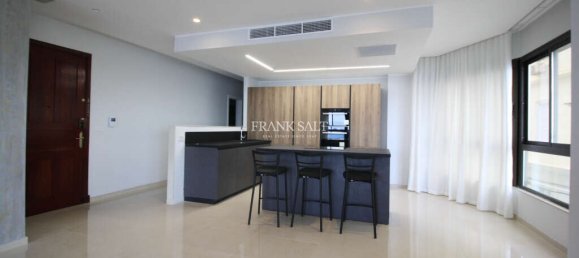Apartamento de 3 dormitorios en Sliema, Malta No. 9718 10