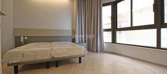 Apartamento de 3 dormitorios en Sliema, Malta No. 9718 27