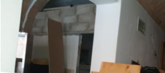 Gewerbliche Immobilie in Perugia, Italy 102m², Nr. 325168 14