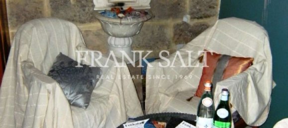 Café / restaurant à Saint Paul's Bay, Malta 111m² No. 13027 2