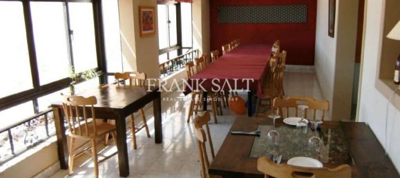 Café / restaurant à Saint Paul's Bay, Malta 111m² No. 13027 3