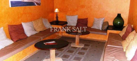 Café / restaurant à Saint Paul's Bay, Malta 111m² No. 13027 10