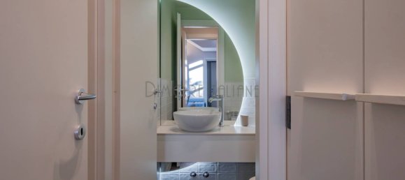 4 Schlafzimmer Villa in Milan, Italy, Nr. 244703 16