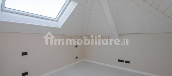 4 Schlafzimmer Villa in Milan, Italy, Nr. 244703 22