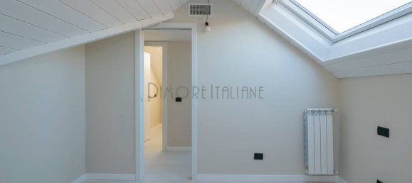 4 Schlafzimmer Villa in Milan, Italy, Nr. 244703 23