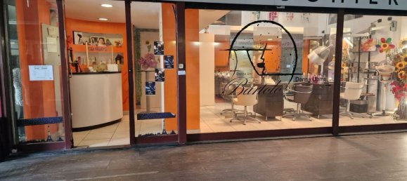 65m² Commercial property in Milan, Italy No. 361057 24