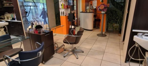 65m² Commercial property in Milan, Italy No. 361057 27