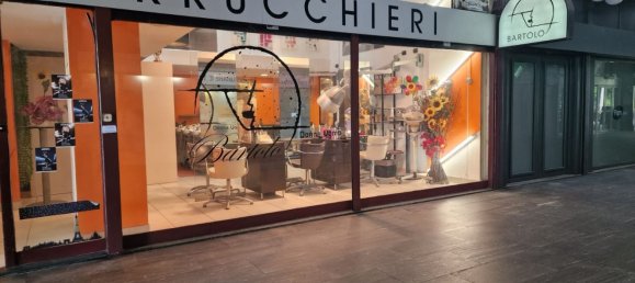 65m² Commercial property in Milan, Italy No. 361057 22