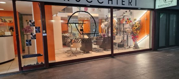 65m² Commercial property in Milan, Italy No. 361057 25