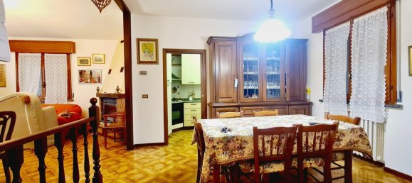 4 غرف نوم شقة في Viano, Italy رقم 335940 8