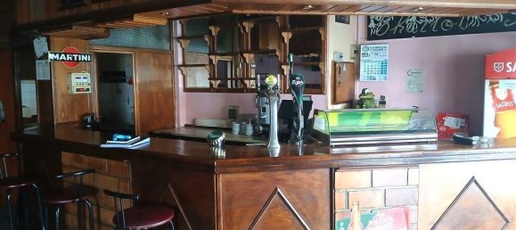 90m² Commercial property in Covilha, Portugal No. 143736 25