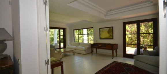 6 bedrooms Villa in Marbella, Spain No. 45684 19