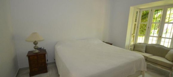 6 bedrooms Villa in Marbella, Spain No. 45684 39