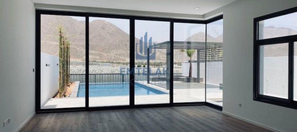 3 bedrooms Villa in Sharm, UAE No. 8305 2