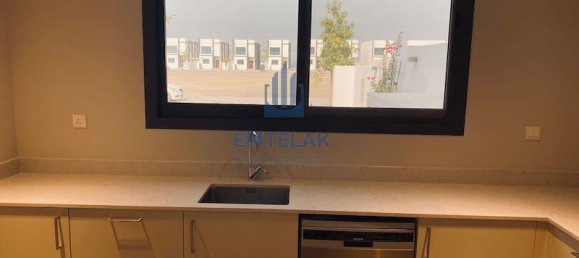 3 bedrooms Villa in Sharm, UAE No. 8305 16