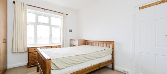 3 bedrooms House in London, United Kingdom No. 11405 11