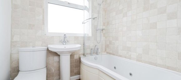 3 bedrooms House in London, United Kingdom No. 11405 23