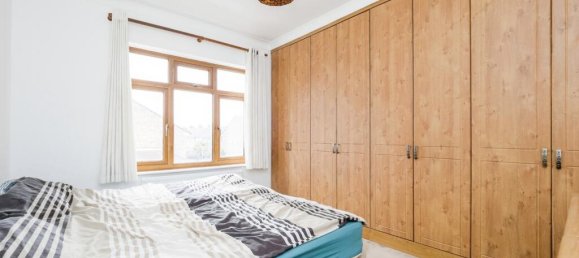 3 bedrooms House in London, United Kingdom No. 11405 12