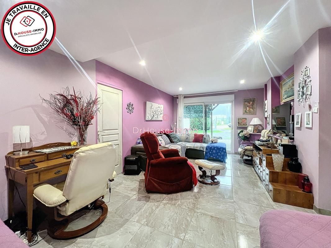 2 bedrooms Apartment in Etampes, France No. 167751