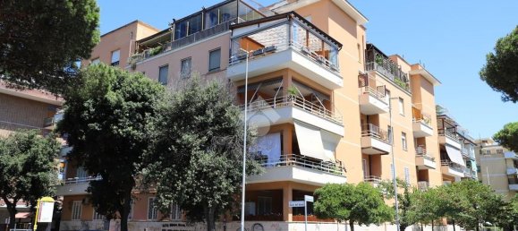 4-Zimmer Wohnung in Rome, Italy, Nr. 258022 23