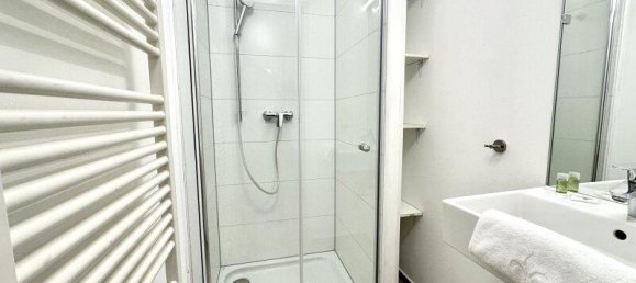 2-salle Appartement à Neubau, Austria No. 238876 9