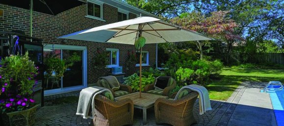 4 bedrooms House in Oakville, Canada No. 1036 10