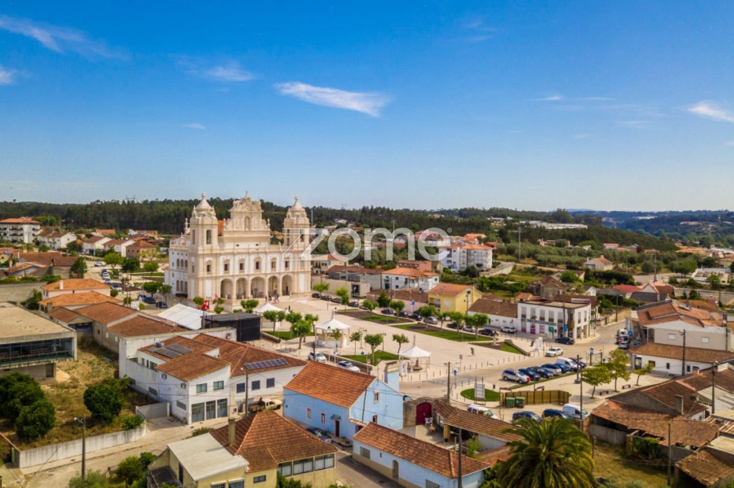 Terreno en Leiria, Portugal 2105 m² No. 90355