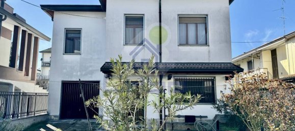 4 chambres Villa à Sant'Angelo Lodigiano, Italy No. 213940 35