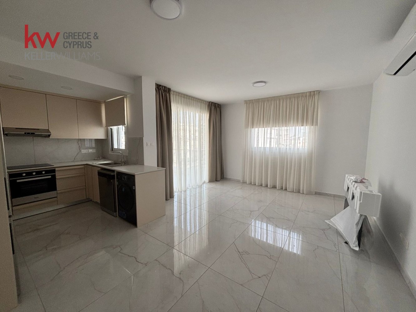 Apartamento de 2 dormitorios en Larnaca, Cyprus No. 26164